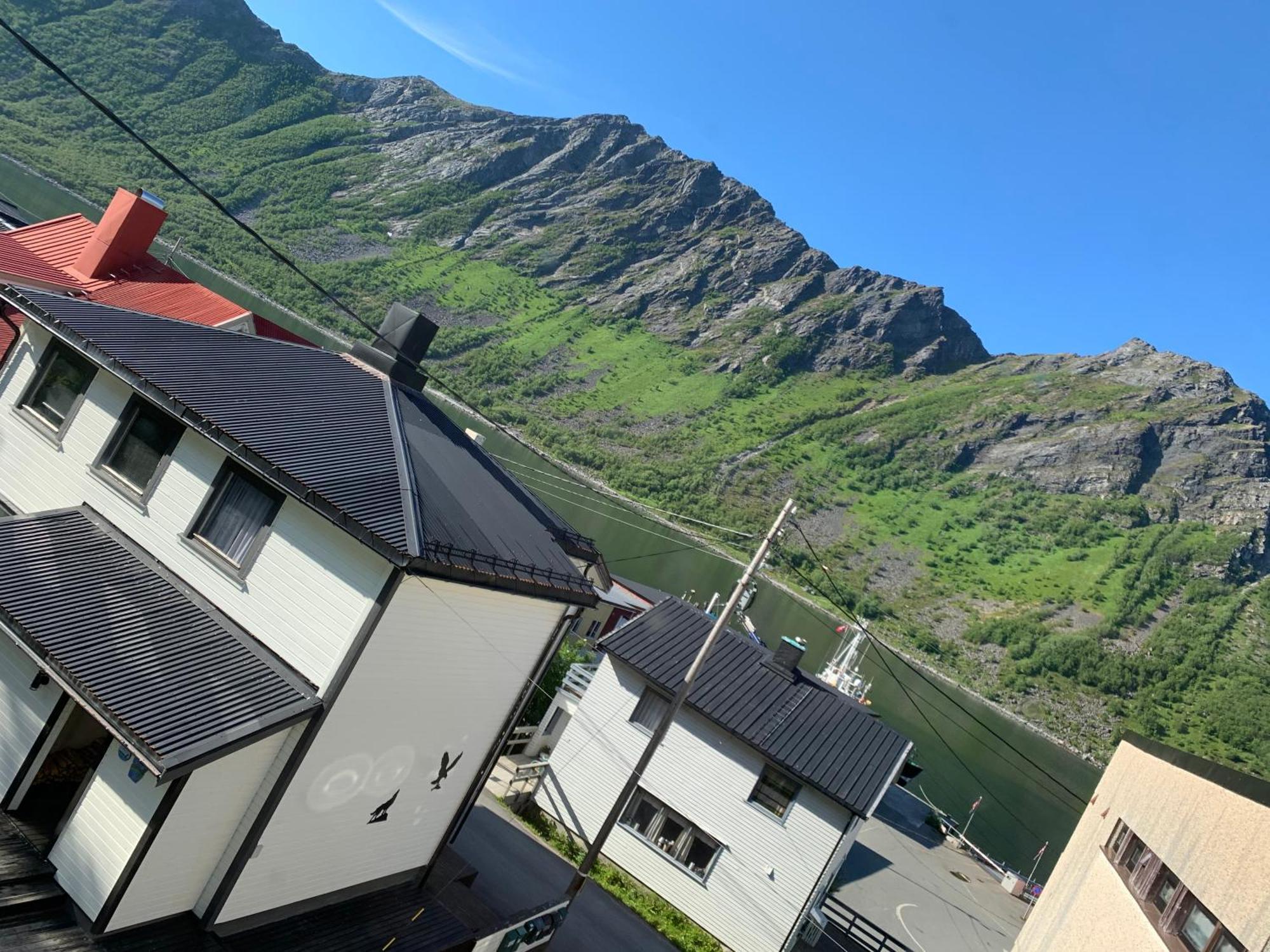 House Appartement Gryllefjord Buitenkant foto